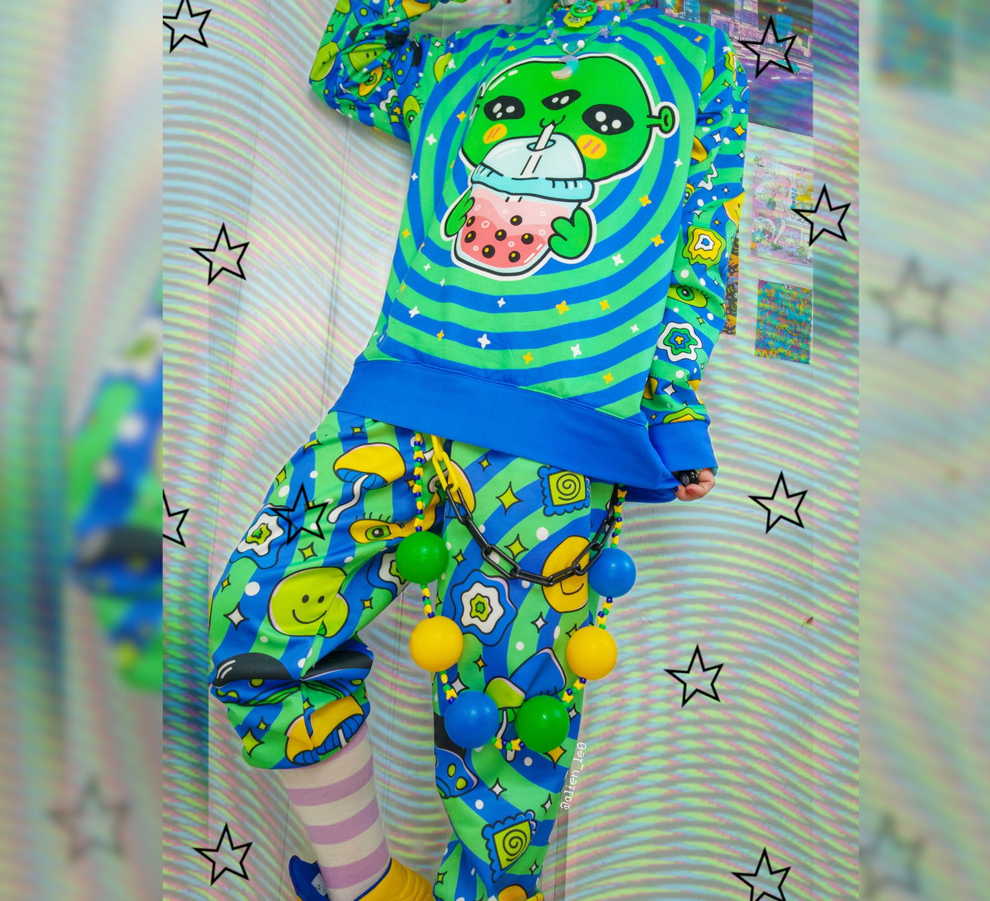 Young boy dressed in colorful Decora Kei and Kidcore fashion with vibrant pants.