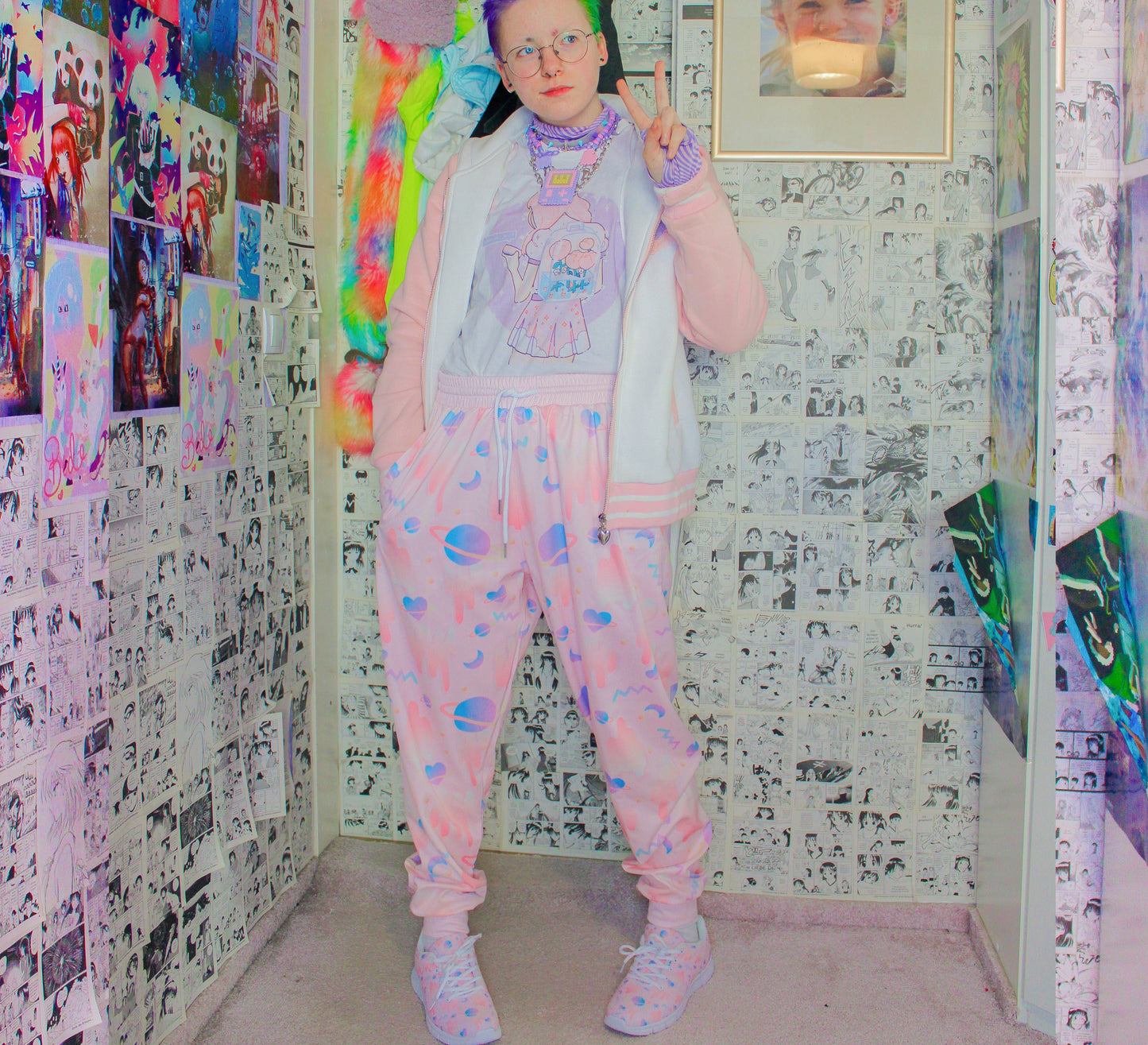model wearing a cute space kawaii joggers with pastel color