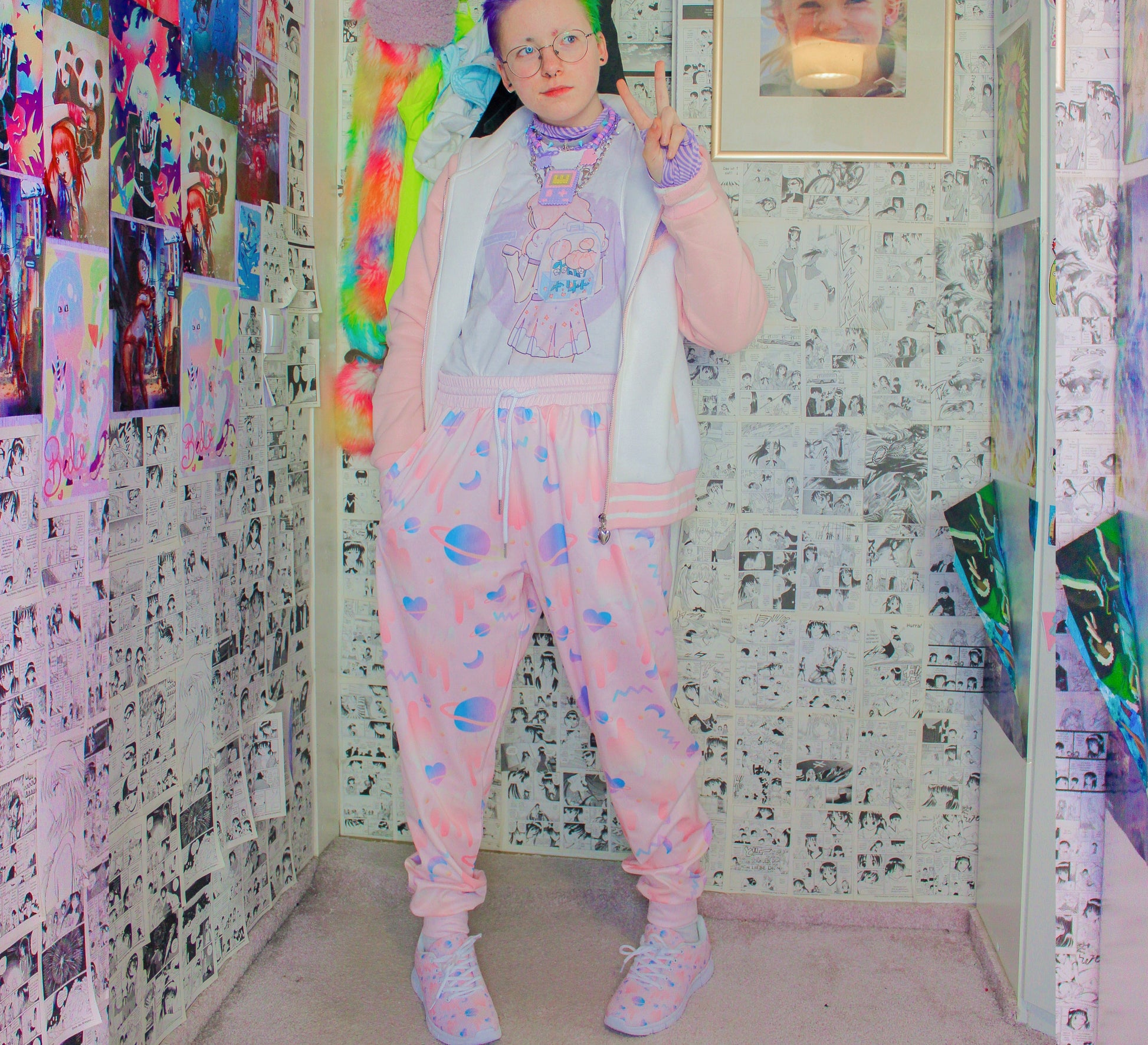 model wearing a cute space kawaii joggers with pastel color
