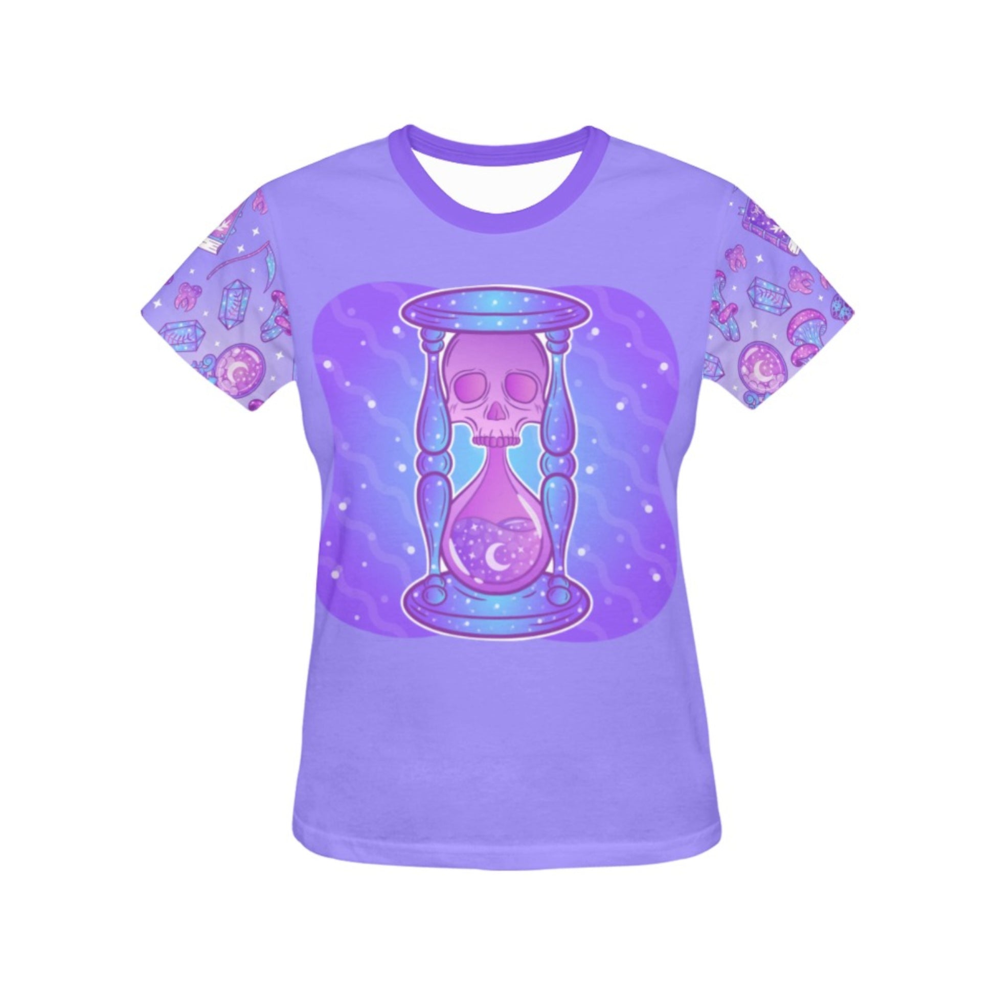 Pastel goth t-shirt with skull  print on white background.